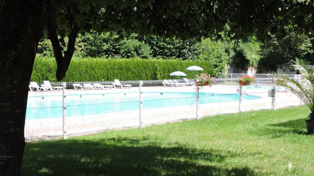 Hotel Camping Les Lupins Seppois-le-Bas Exterior foto